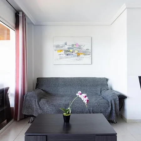 Black And White Free Wifi Apartament