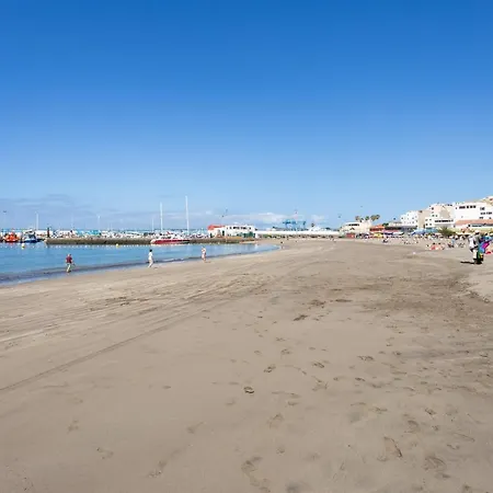 Black And White Free Wifi *