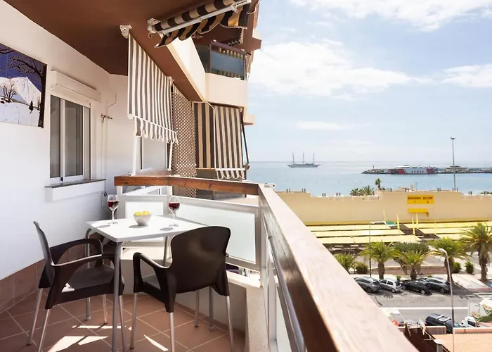 Black And White Free Wifi *