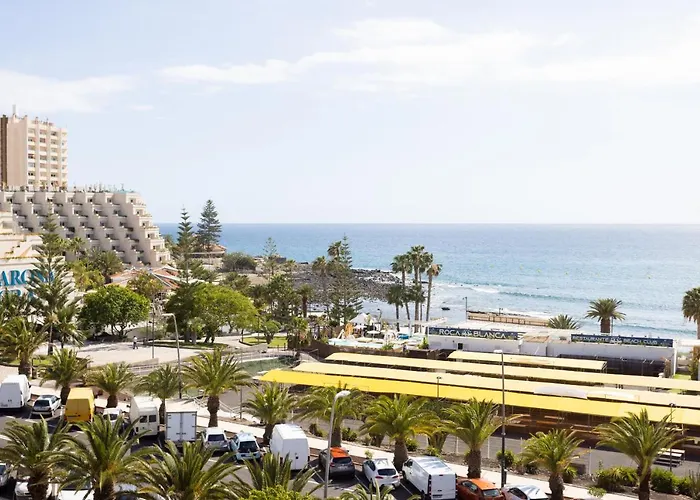 Black And White Free Wifi Los Cristianos (Tenerife)